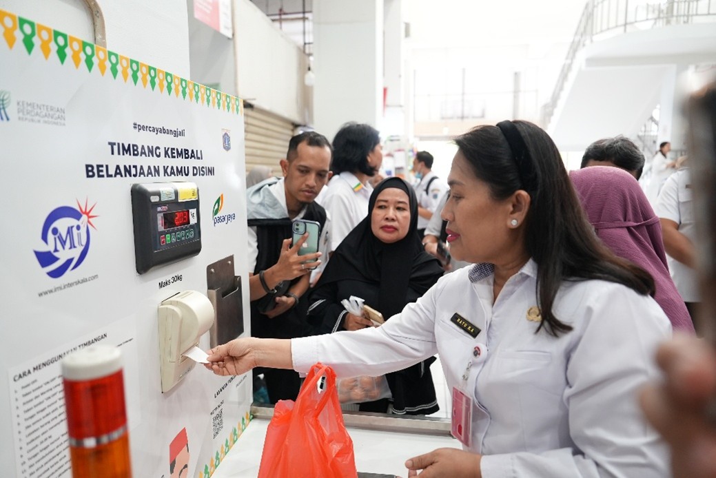 Pemprov DKI Jakarta Luncurkan Pos Ukur Ulang Bang Jali di Pasar Rumput Perkuat Perlindungan Konsumen di Pasar Rakyat